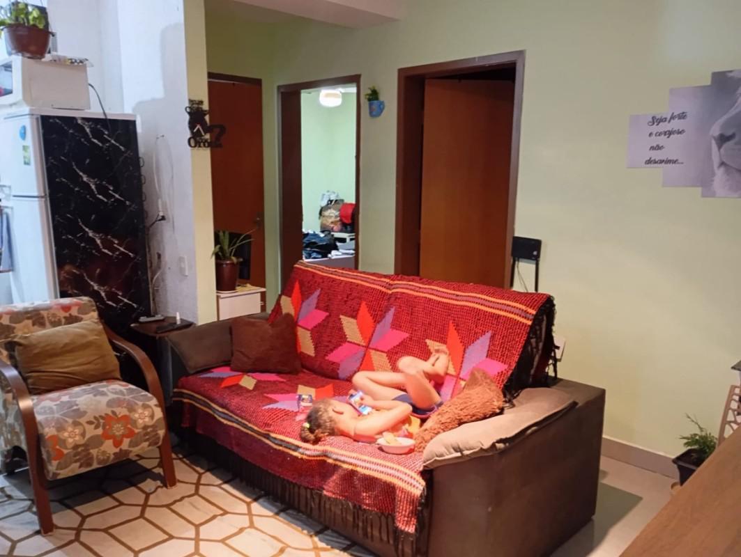 Apartamento, Jardim Vitória, 2 Quartos, 1 Vaga