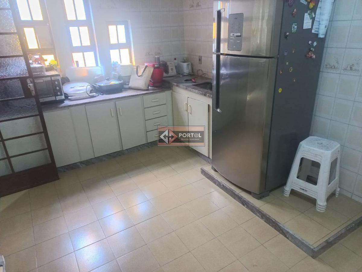 Casa, Planalto, 4 Quartos, 4 Vagas, 1 Suíte