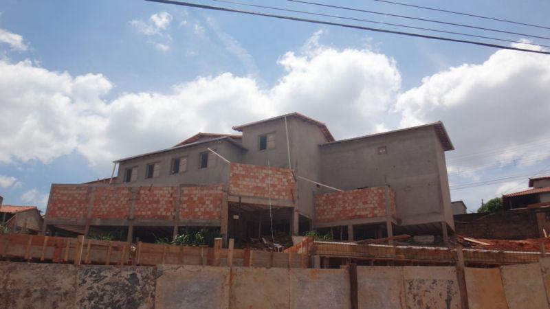 Casa, Xangri-lá, 2 Quartos, 3 Vagas, 0 Suíte