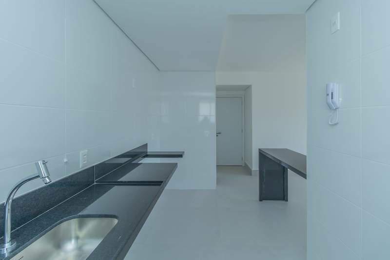 Apartamento, Sagrada Família, 3 Quartos, 2 Vagas, 1 Suíte