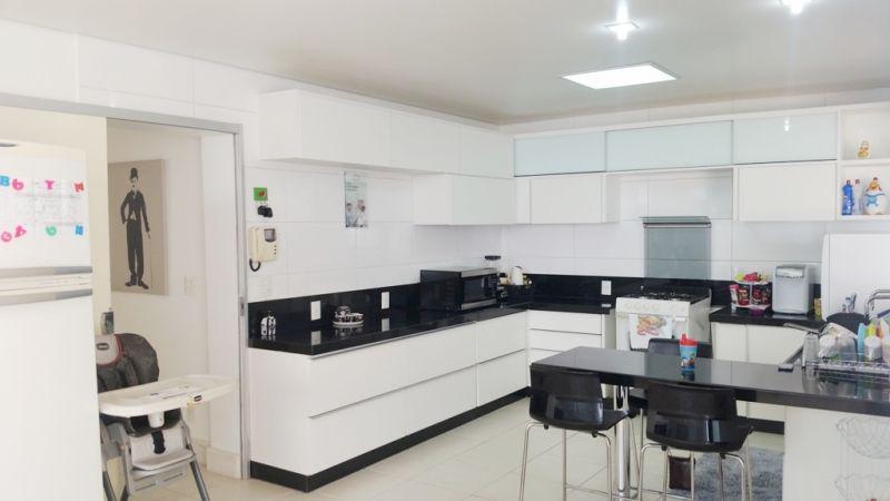 Casa, Itapoã, 4 Quartos, 4 Vagas, 2 Suítes