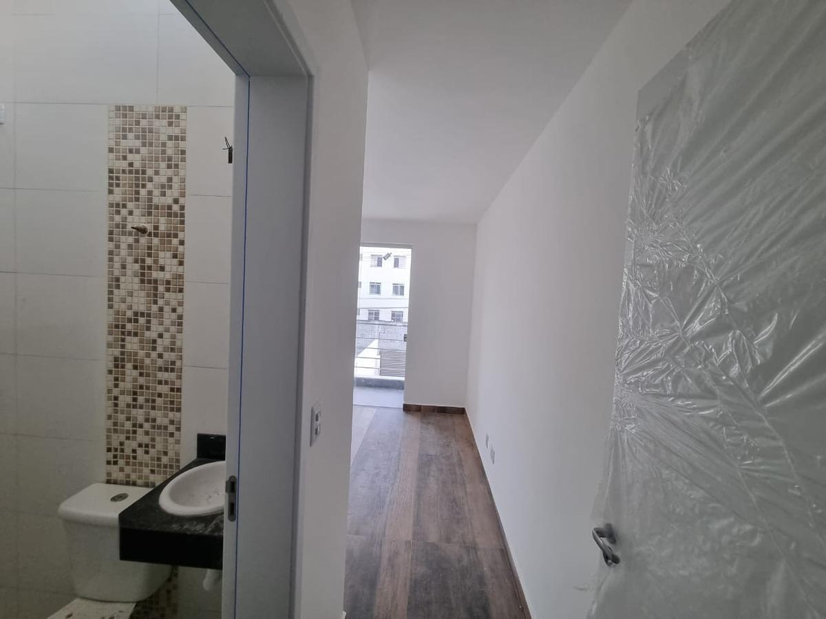 Casa, Vila Clóris, 2 Quartos, 1 Vaga, 2 Suítes