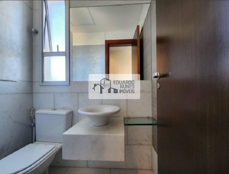 Apartamento, Funcionários, 4 Quartos, 0 Vaga, 2 Suítes