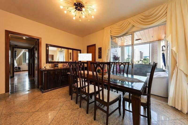 Apartamento, Funcionários, 4 Quartos, 2 Vagas, 1 Suíte