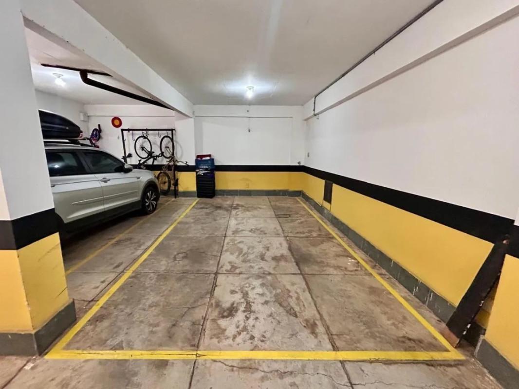 Apartamento, Vila Paris, 2 Quartos, 1 Vaga