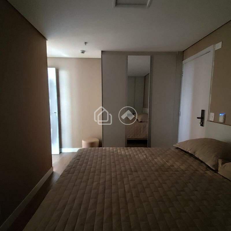 Apartamento, Estoril, 2 Quartos, 1 Vaga, 2 Suítes