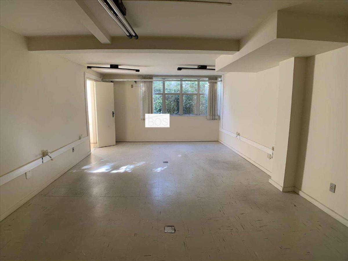 Prédio, Funcionários, 0 Quarto, 14 Vagas