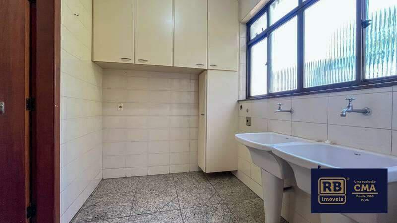 Apartamento, Coração de Jesus, 4 Quartos, 2 Vagas, 1 Suíte