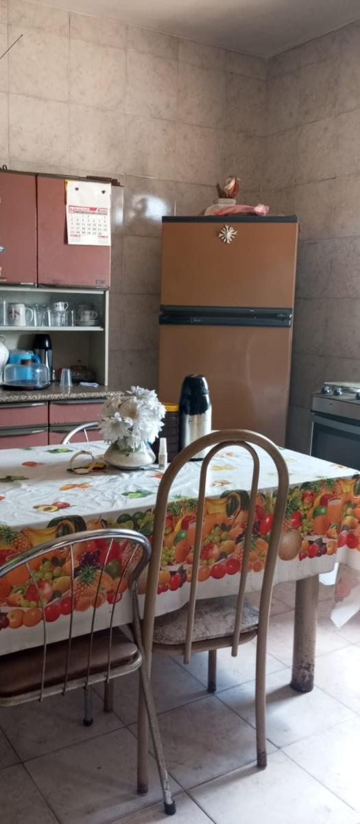 Casa, Céu Azul, 2 Quartos, 0 Vaga