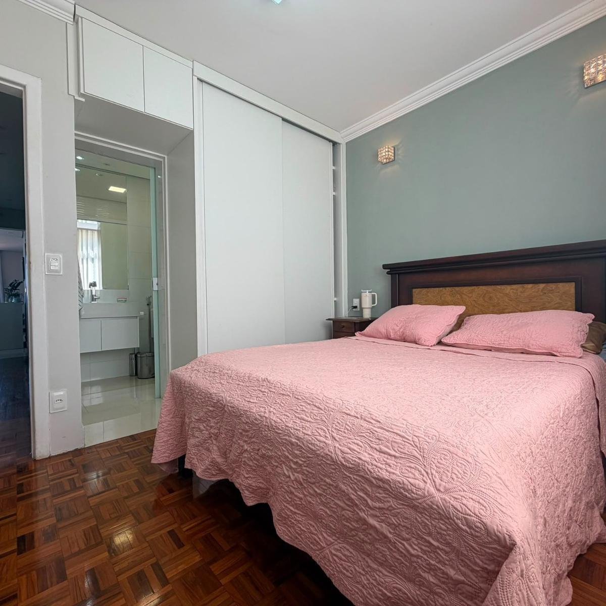 Cobertura, Sagrada Família, 4 Quartos, 2 Vagas, 1 Suíte
