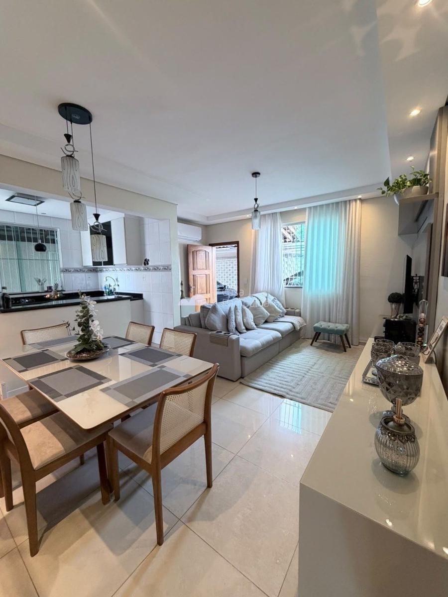 Casa, Santa Mônica, 3 Quartos, 2 Vagas, 1 Suíte