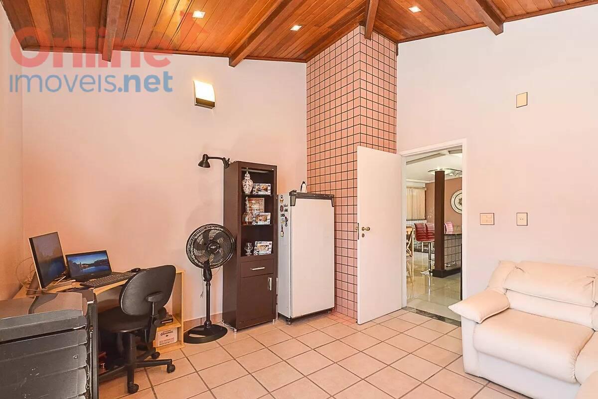 Cobertura, Cidade Nova, 4 Quartos, 0 Vaga, 1 Suíte