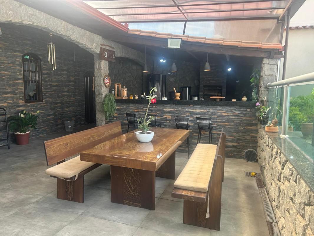 Casa, Santa Helena, 3 Quartos, 6 Vagas, 1 Suíte