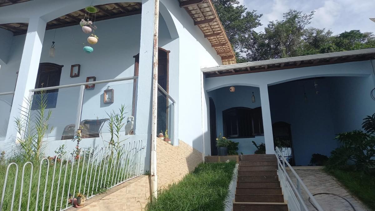 Casa, Ingá Alto, 3 Quartos, 4 Vagas, 2 Suítes