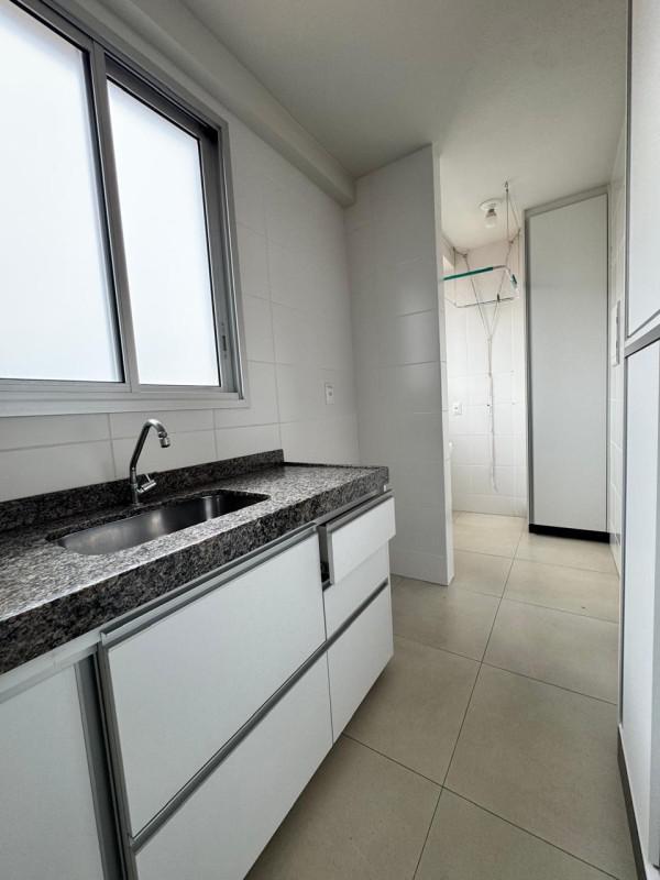 Apartamento, Sagrada Família, 2 Quartos, 2 Vagas