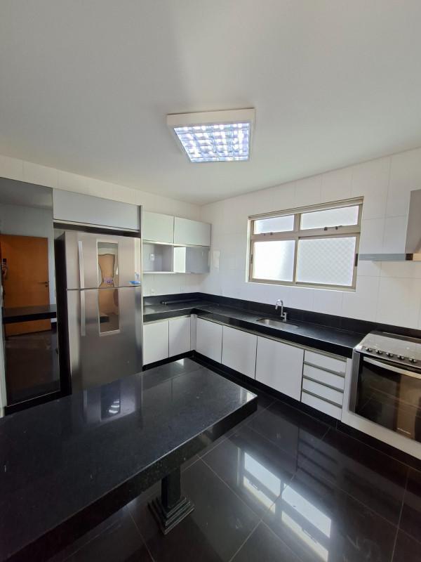 Apartamento, Santa Rosa, 4 Quartos, 4 Vagas, 3 Suítes