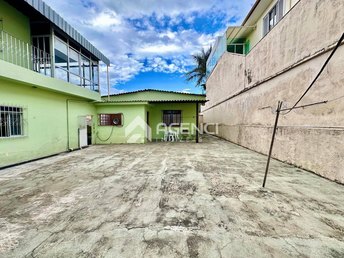Casa, Santa Maria, 3 Quartos, 0 Vaga, 0 Suíte