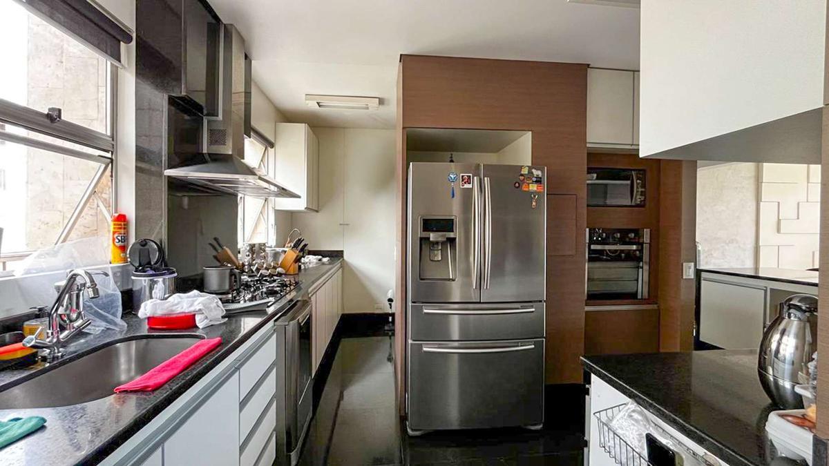 Apartamento, Sion, 4 Quartos, 2 Vagas, 1 Suíte