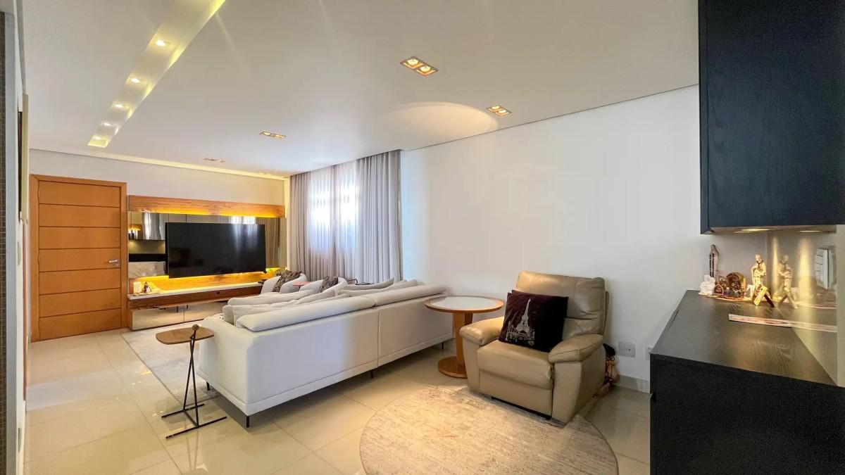 Cobertura, Buritis, 4 Quartos, 4 Vagas, 2 Suítes