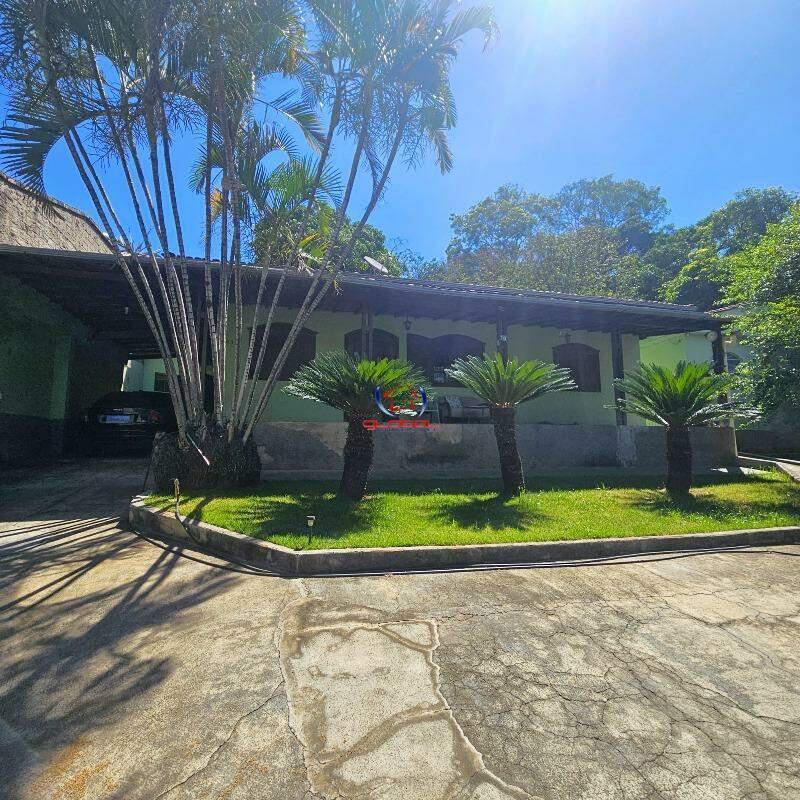 Casa, Braúnas, 4 Quartos, 7 Vagas, 1 Suíte