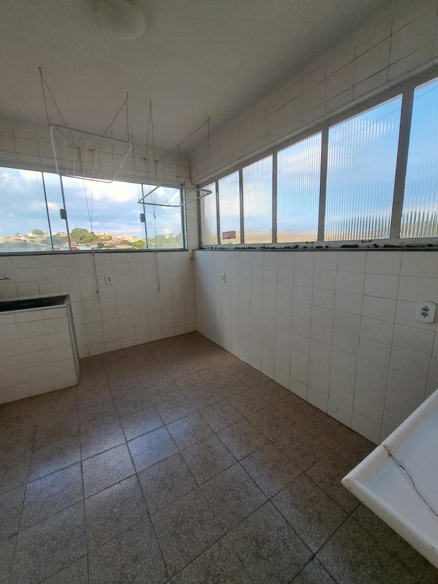 Casa, Centro, 3 Quartos, 0 Vaga, 1 Suíte