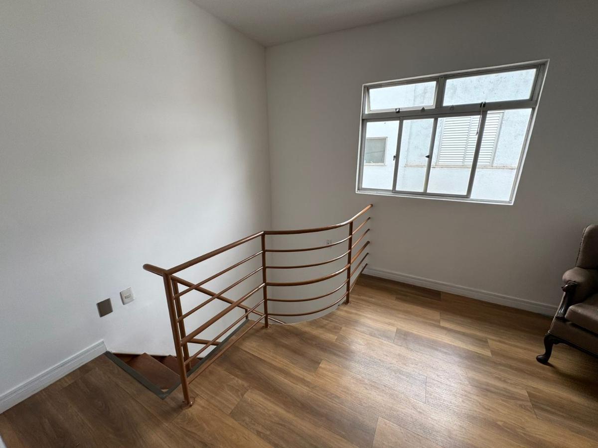 Cobertura, Santa Cruz, 4 Quartos, 2 Vagas, 2 Suítes