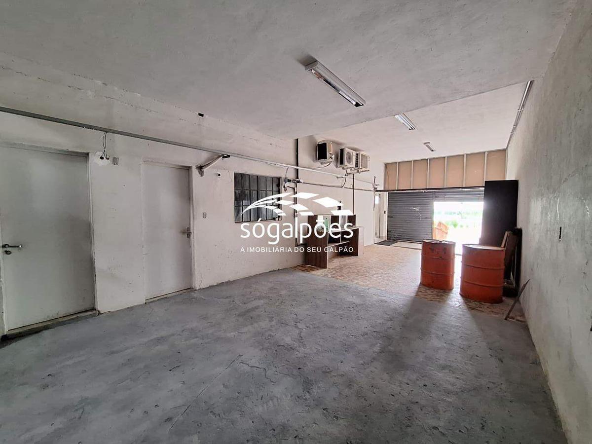 Galpão, Carlos Prates