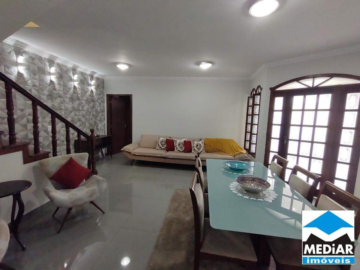 Casa, Aparecida, 6 Quartos, 3 Vagas, 2 Suítes