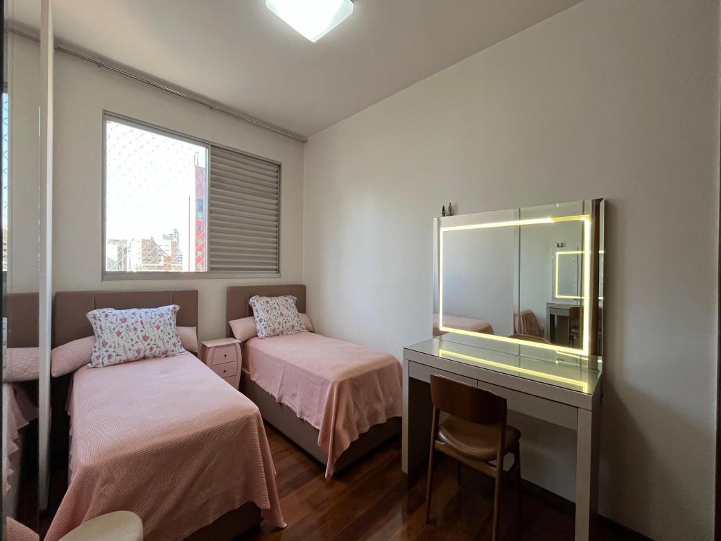 Apartamento, Savassi, 4 Quartos, 2 Vagas, 1 Suíte