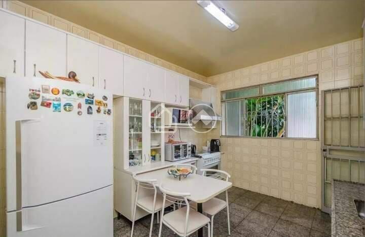 Casa, Palmeiras, 7 Quartos, 10 Vagas, 1 Suíte