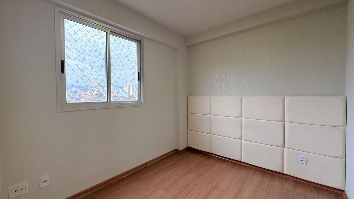 Apartamento, Sagrada Família, 3 Quartos, 2 Vagas, 1 Suíte