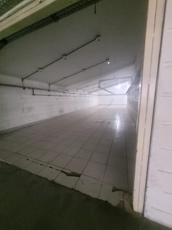 Galpão, Prado, 0 Quarto, 9 Vagas