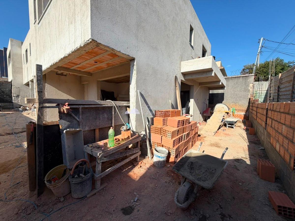 Casa, Itapoã, 3 Quartos, 3 Vagas, 1 Suíte
