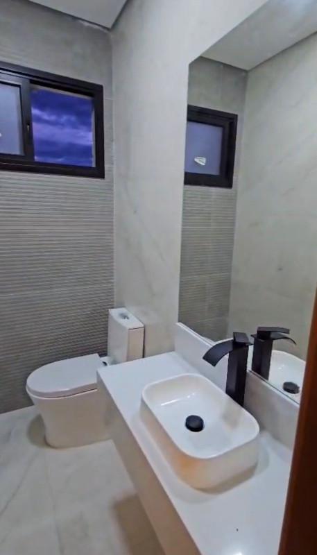 Casa, Jardim Imperial, 3 Quartos, 2 Vagas, 1 Suíte