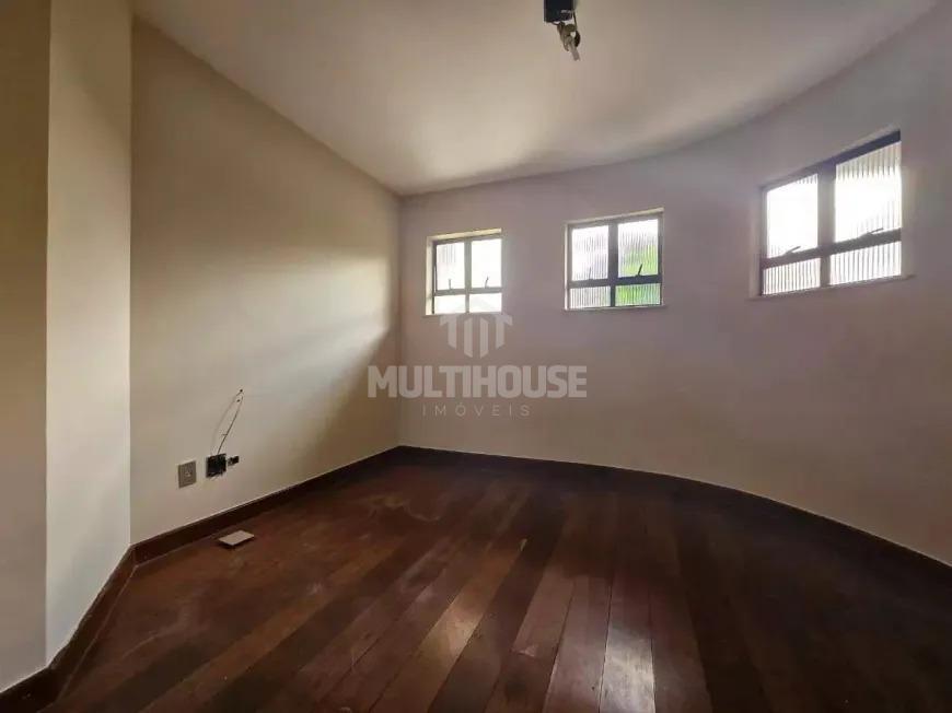 Casa, Itapoã, 5 Quartos, 4 Vagas, 1 Suíte