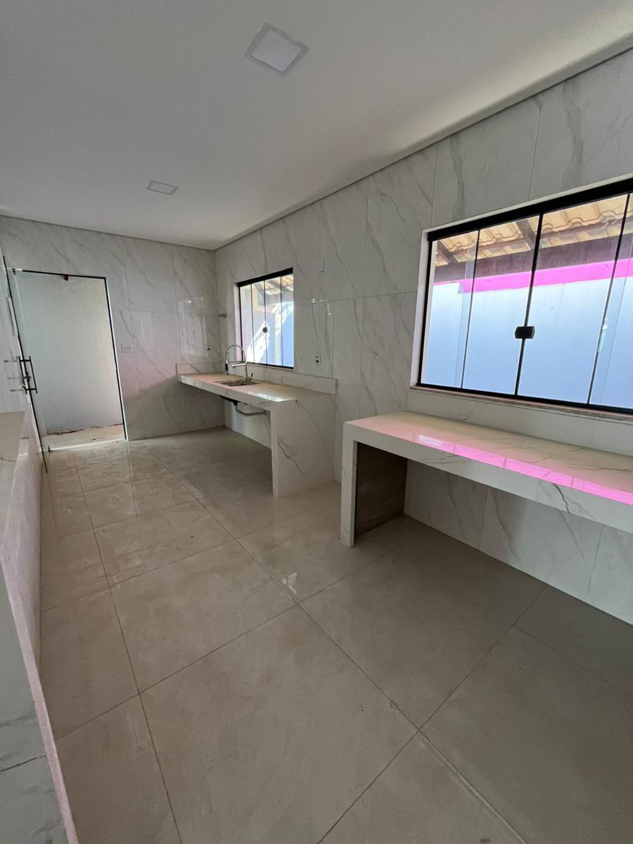 Casa, Centro, 2 Quartos, 2 Vagas, 1 Suíte