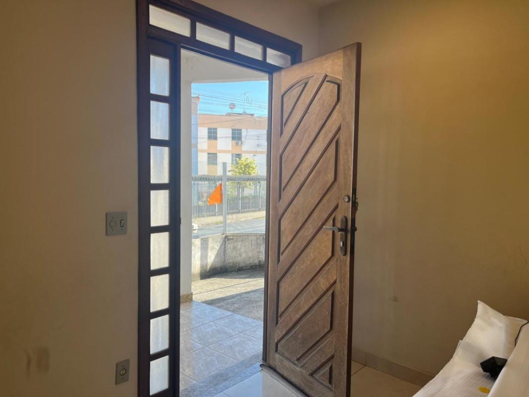 Casa, Alípio de Melo, 3 Quartos, 4 Vagas, 1 Suíte