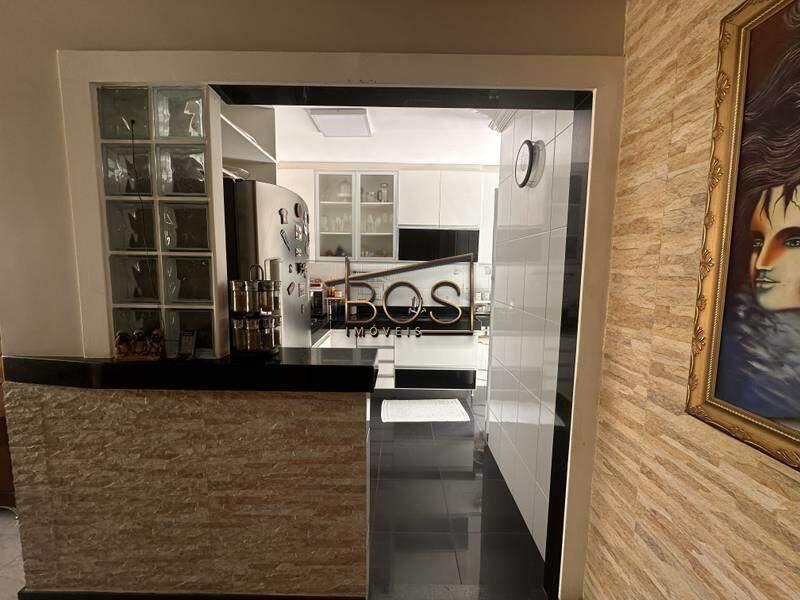 Casa, Fernão Dias, 3 Quartos, 2 Vagas, 1 Suíte