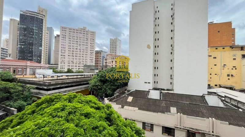 Apartamento, Centro, 2 Quartos, 0 Vaga, 1 Suíte