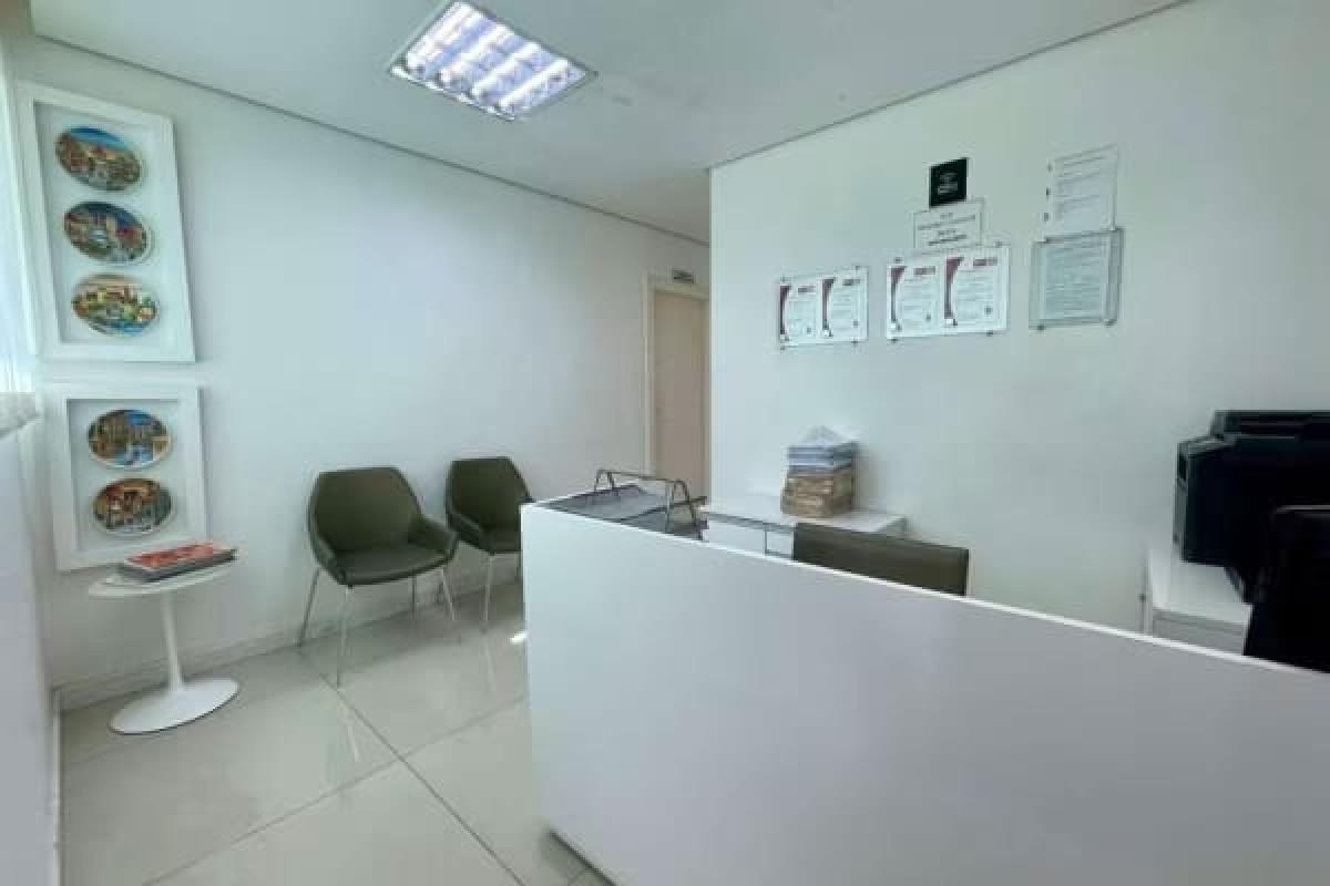 Casa, Itapoã, 4 Quartos, 0 Vaga, 3 Suítes