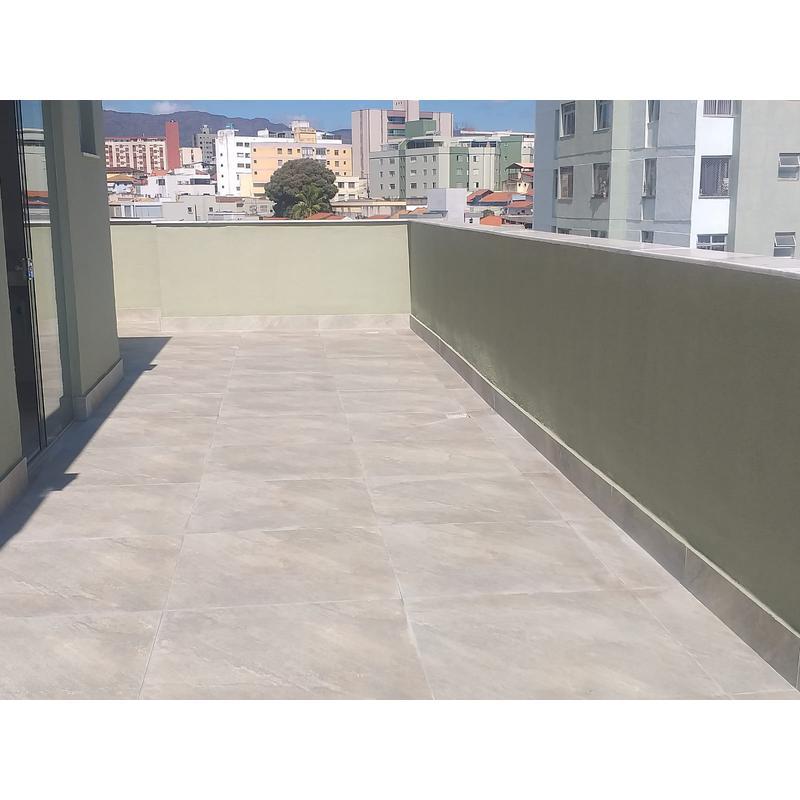 Cobertura, Floresta, 3 Quartos, 2 Vagas, 1 Suíte