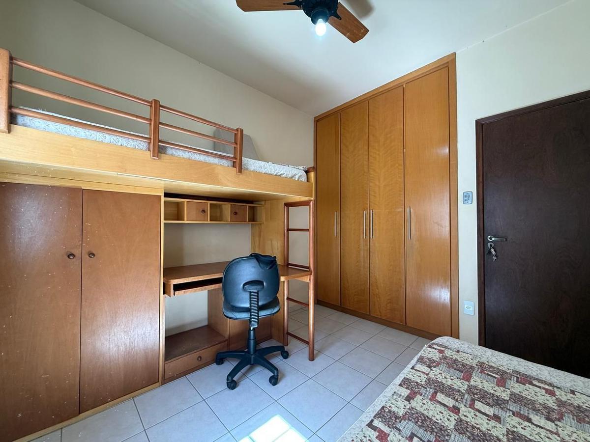 Casa, Itapoã, 3 Quartos, 4 Vagas, 1 Suíte