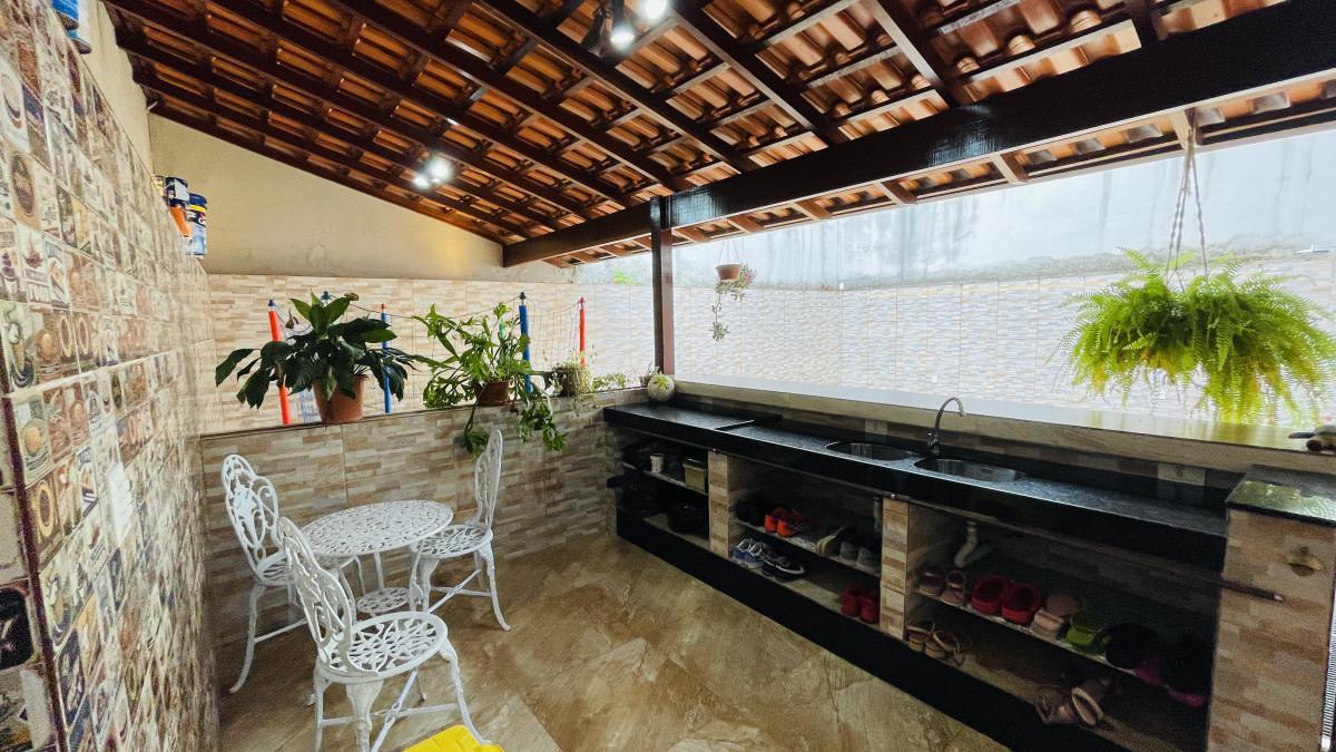Casa, Itapoã, 5 Quartos, 4 Vagas, 3 Suítes