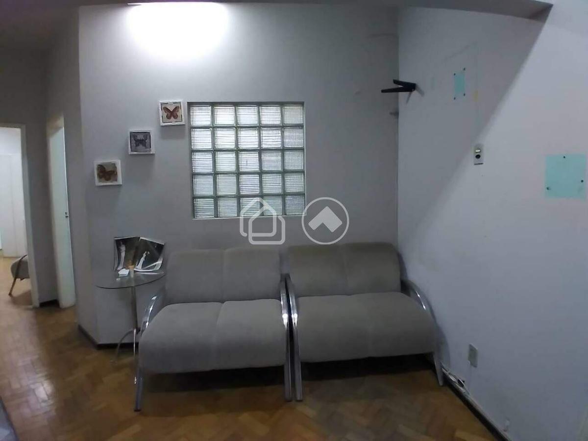 Sala, Centro