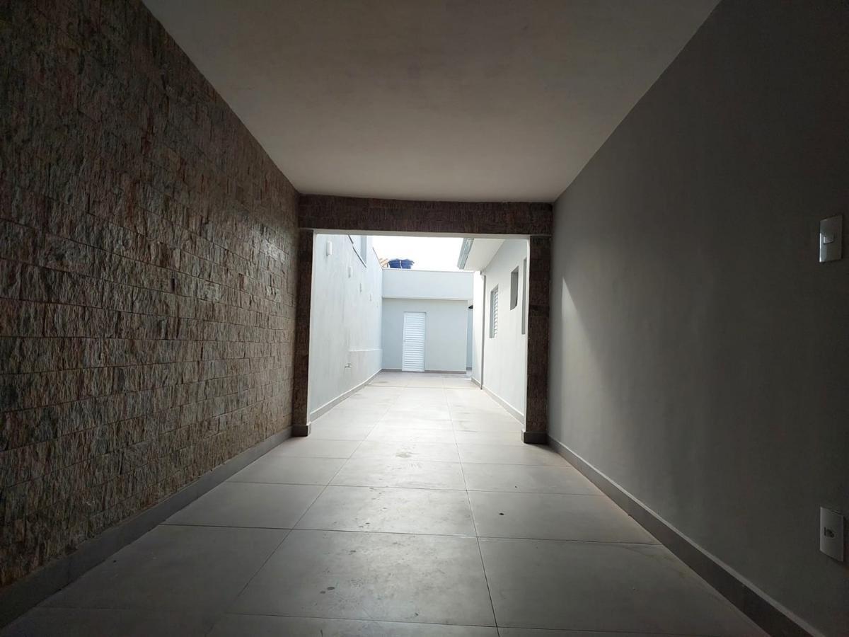 Casa, Bom Pastor, 3 Quartos, 2 Vagas, 1 Suíte