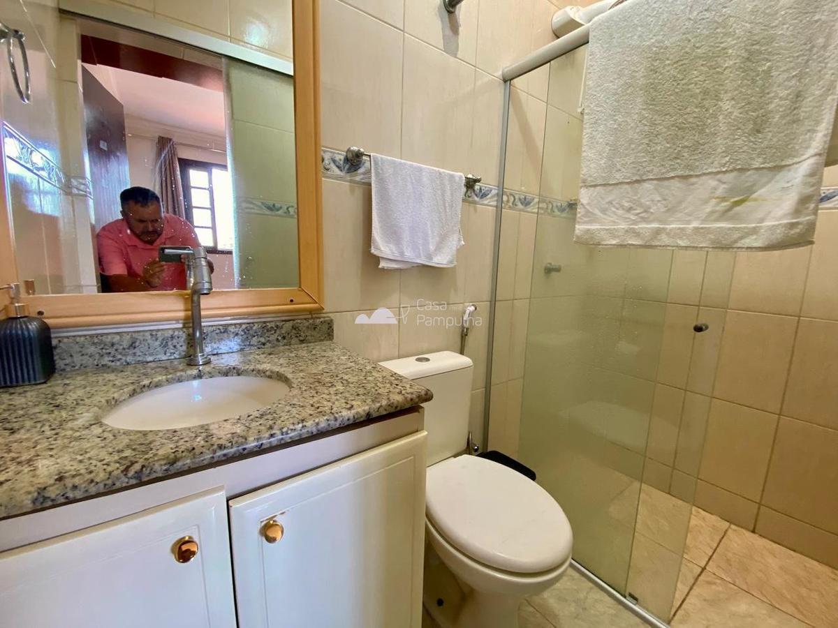 Casa, Santa Branca, 2 Quartos, 2 Vagas, 2 Suítes