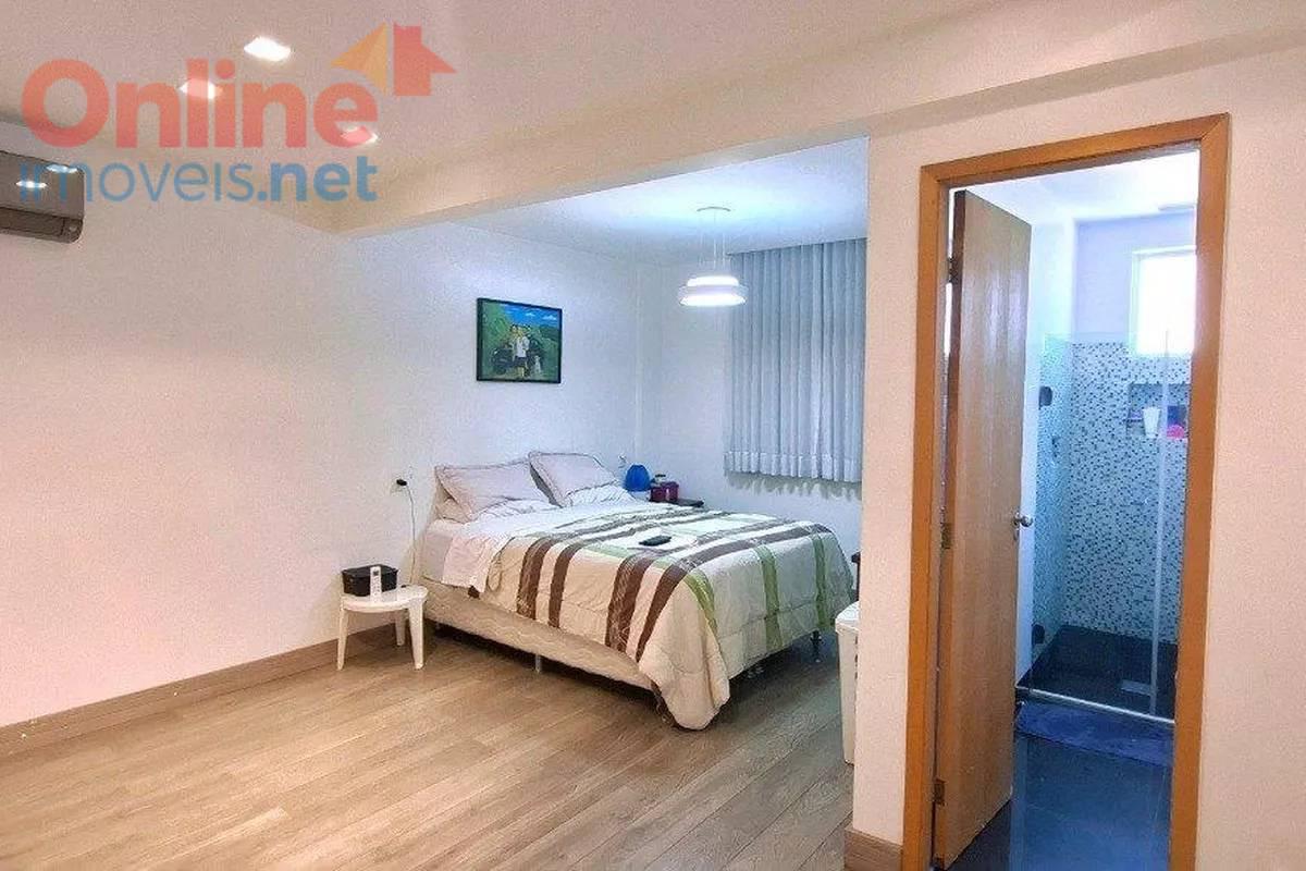 Apartamento, Castelo, 2 Quartos, 0 Vaga, 2 Suítes
