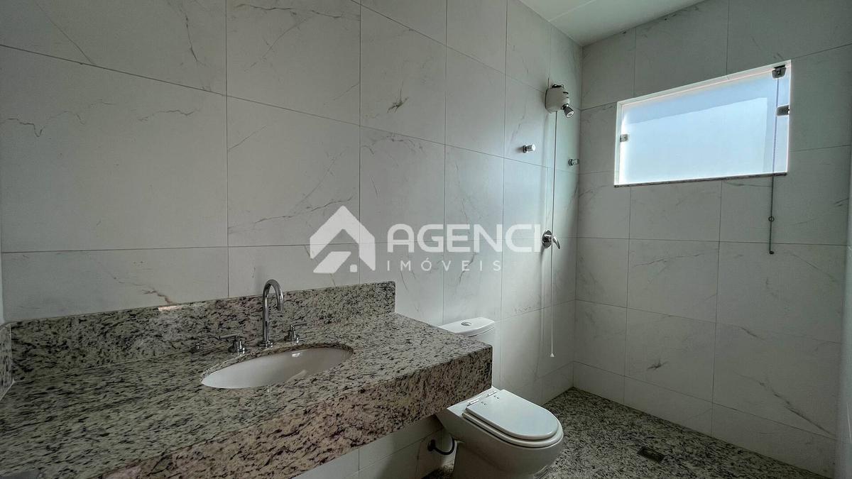 Casa, Bandeirantes (pampulha), 3 Quartos, 0 Vaga, 1 Suíte