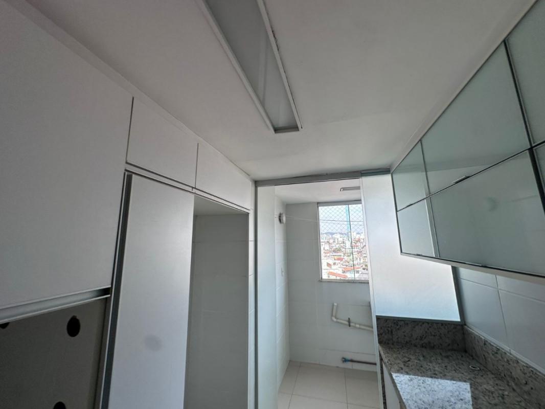 Apartamento, Sagrada Família, 3 Quartos, 2 Vagas, 1 Suíte