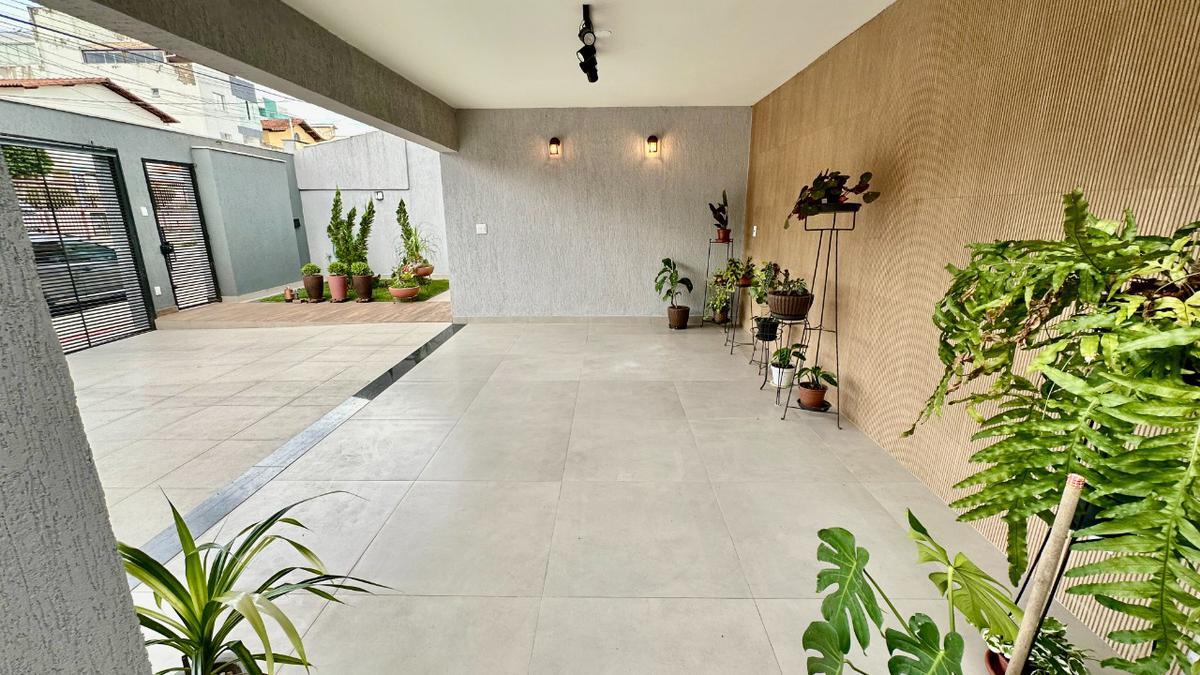 Casa, Itapoã, 4 Quartos, 4 Vagas, 1 Suíte